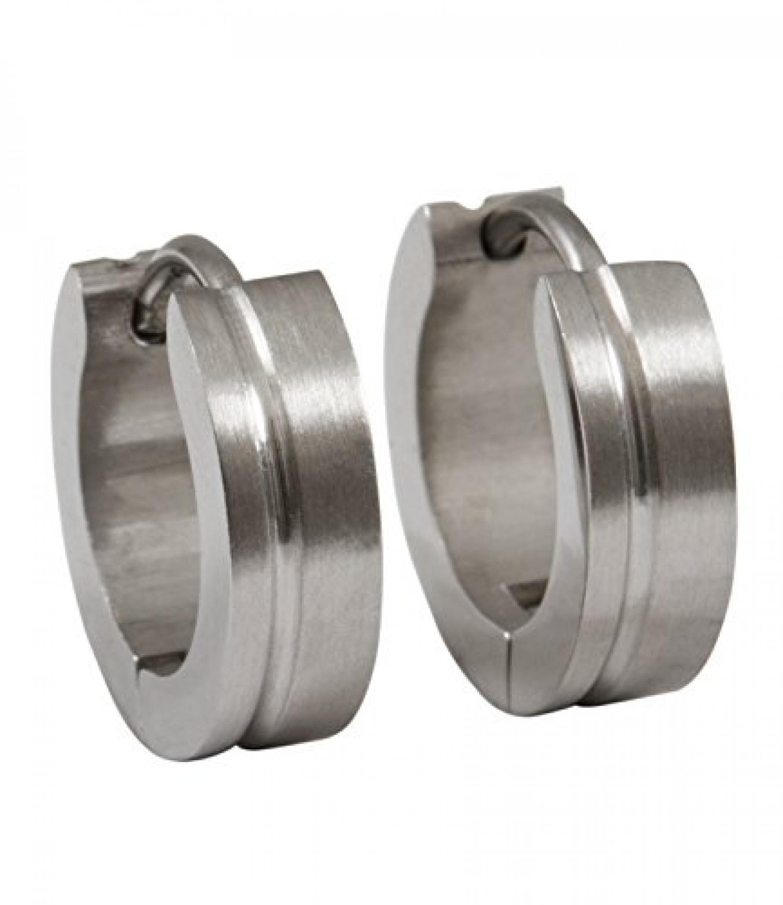 SIX MAN kleine, silberne Creolen aus Chirurgenstahl, mittiger Streifen (109-824) SIX MAN kleine, silberne Creolen aus Chirurgenstahl, mittiger Streifen (109-824)