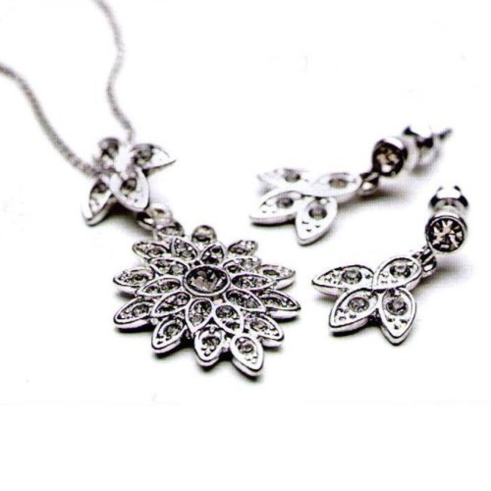 PILGRIM Set Geschenkset Halskette + Ohrstecker Blüten silber Swarovski Elements 