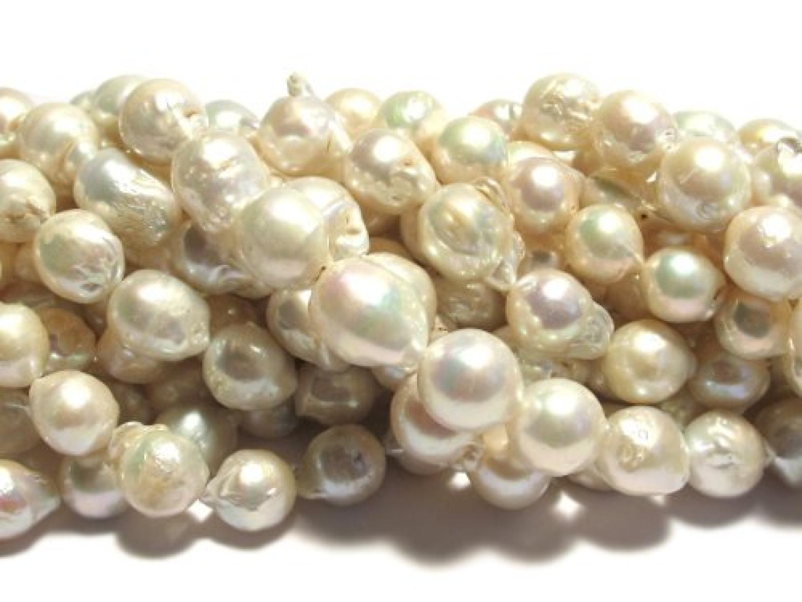 wunsch-lounge 1 St&uuml;ck ( Strang ohne Schlie&szlig;e ) Barock - Strang S&uuml;&szlig;wasserperle wei&szlig; m.Kern >10mm / 40cm 