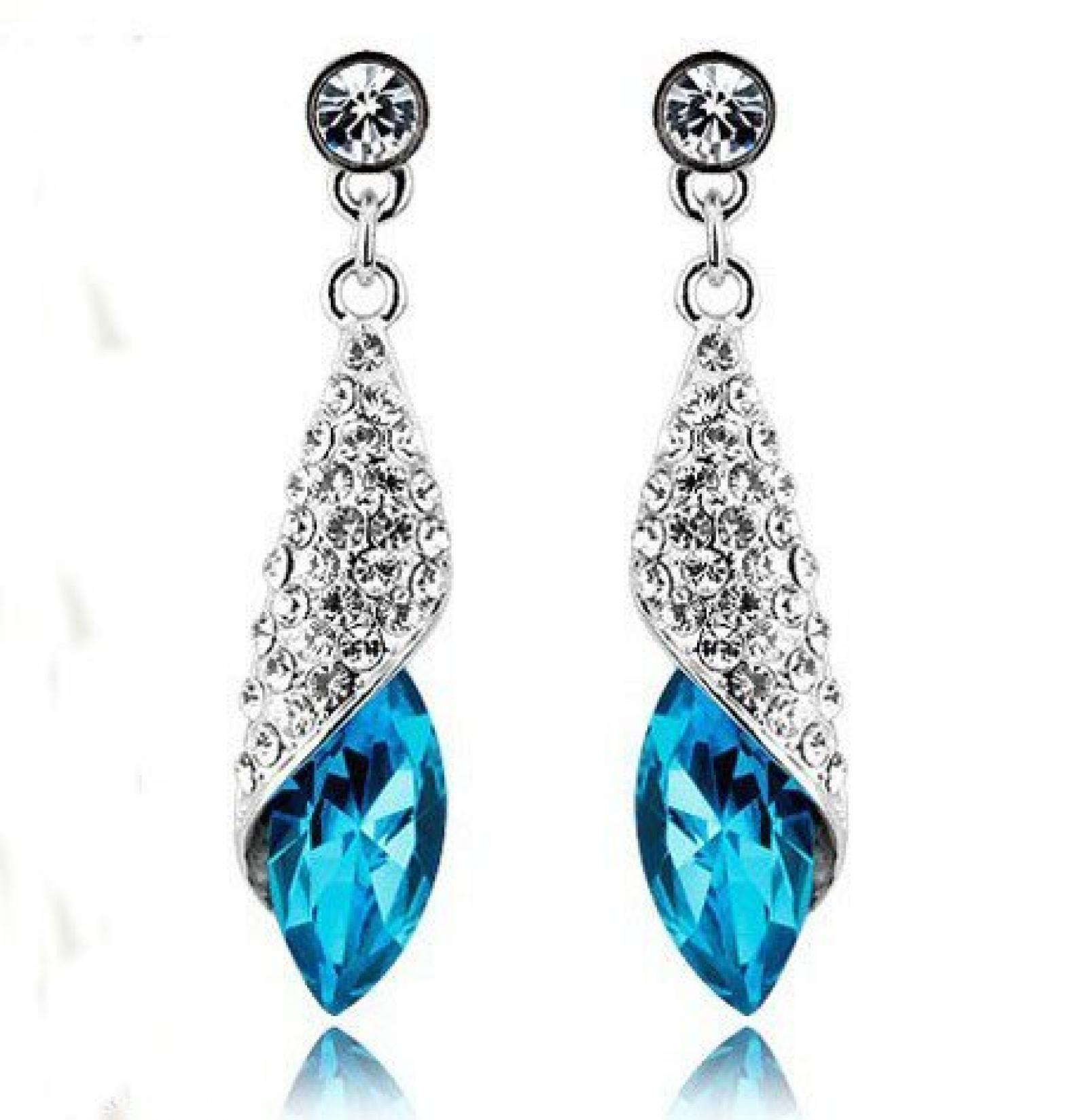 Wei&szlig; Vergoldet &ouml;sterreichischen Kristall studding Ohrringe Edelstein Schmuck Diamente 